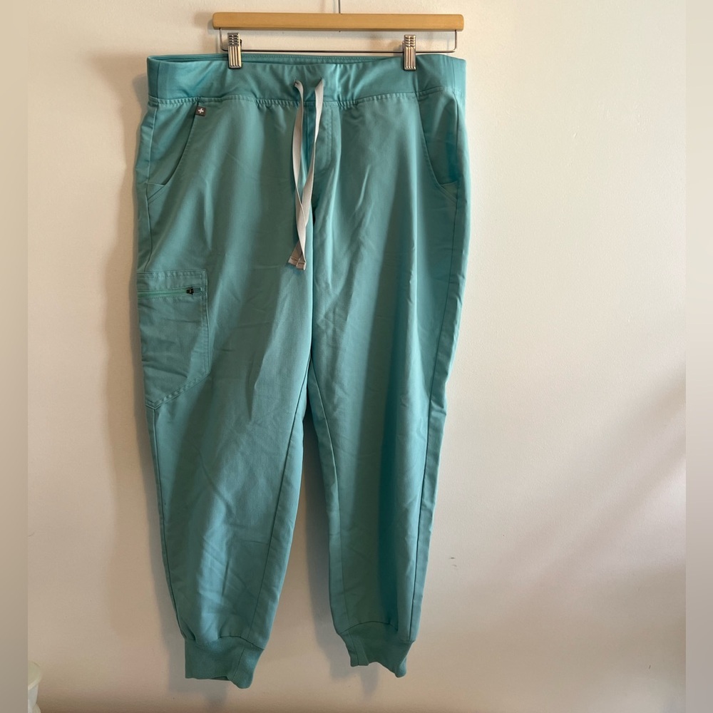Figs Aqua Scrub Pants